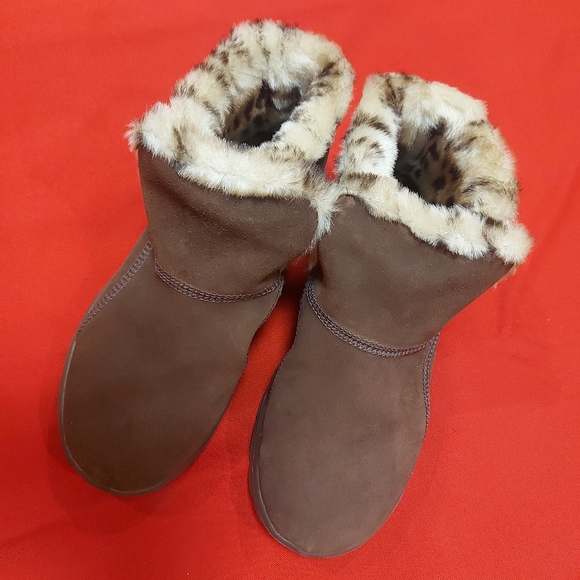 Sketches Women Alnkle Boots. Brand New - Picture 2 of 4